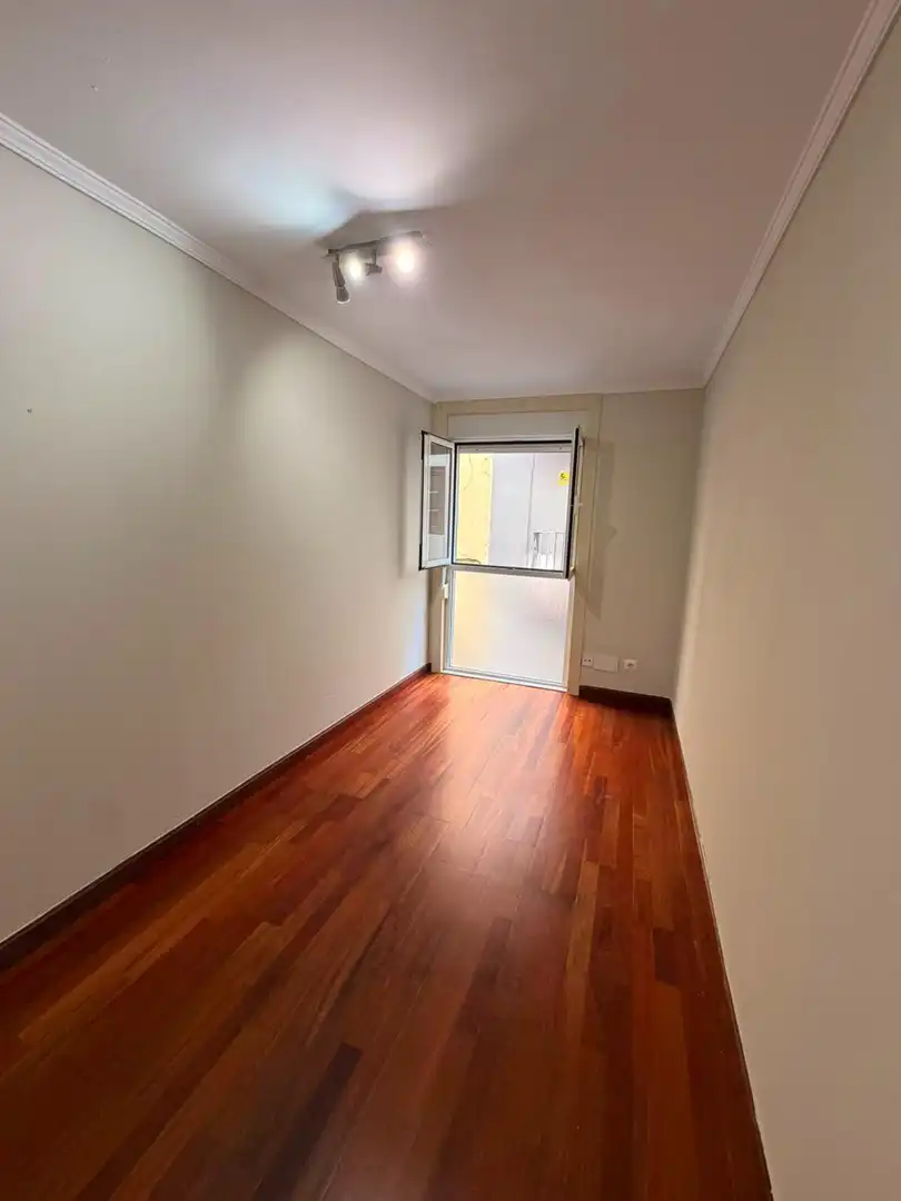 Flat for sale in CERVANTES, imagen 9