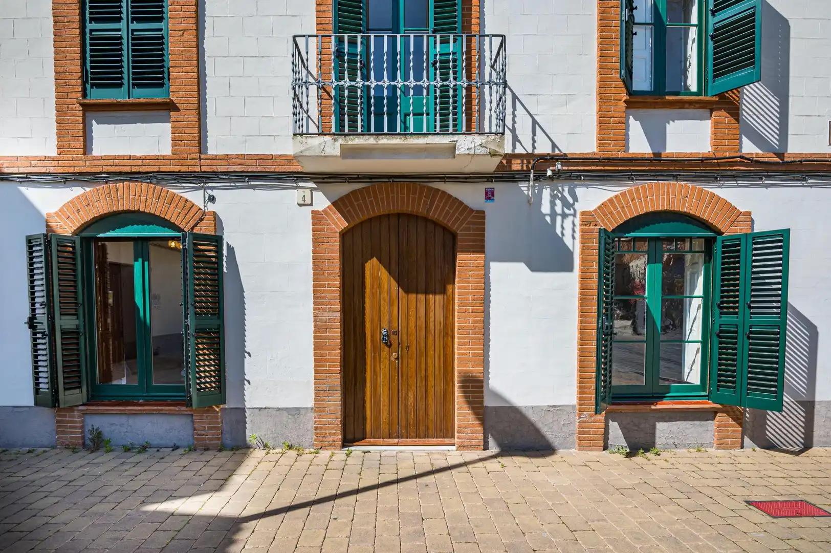 Vista exterior de Casa o xalet en venda en Cunit amb Aire condicionat, Calefacció i Terrassa
