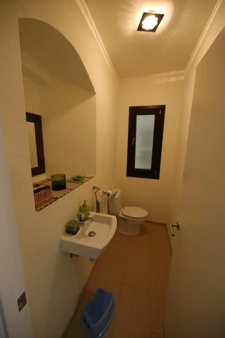 Baño de Casa adosada en venta en Breda con Calefacción, Jardín privado y Terraza