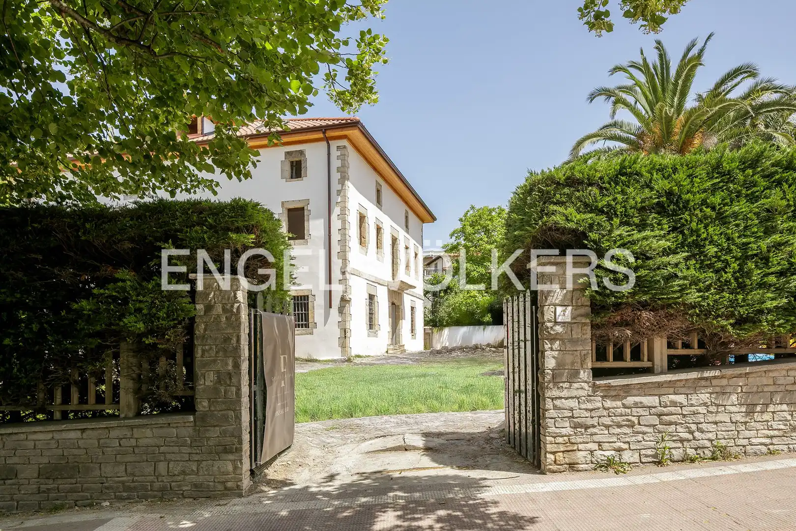 Exterior view of Flat for sale in Gorliz  with Heating, Private garden and Swimming Pool