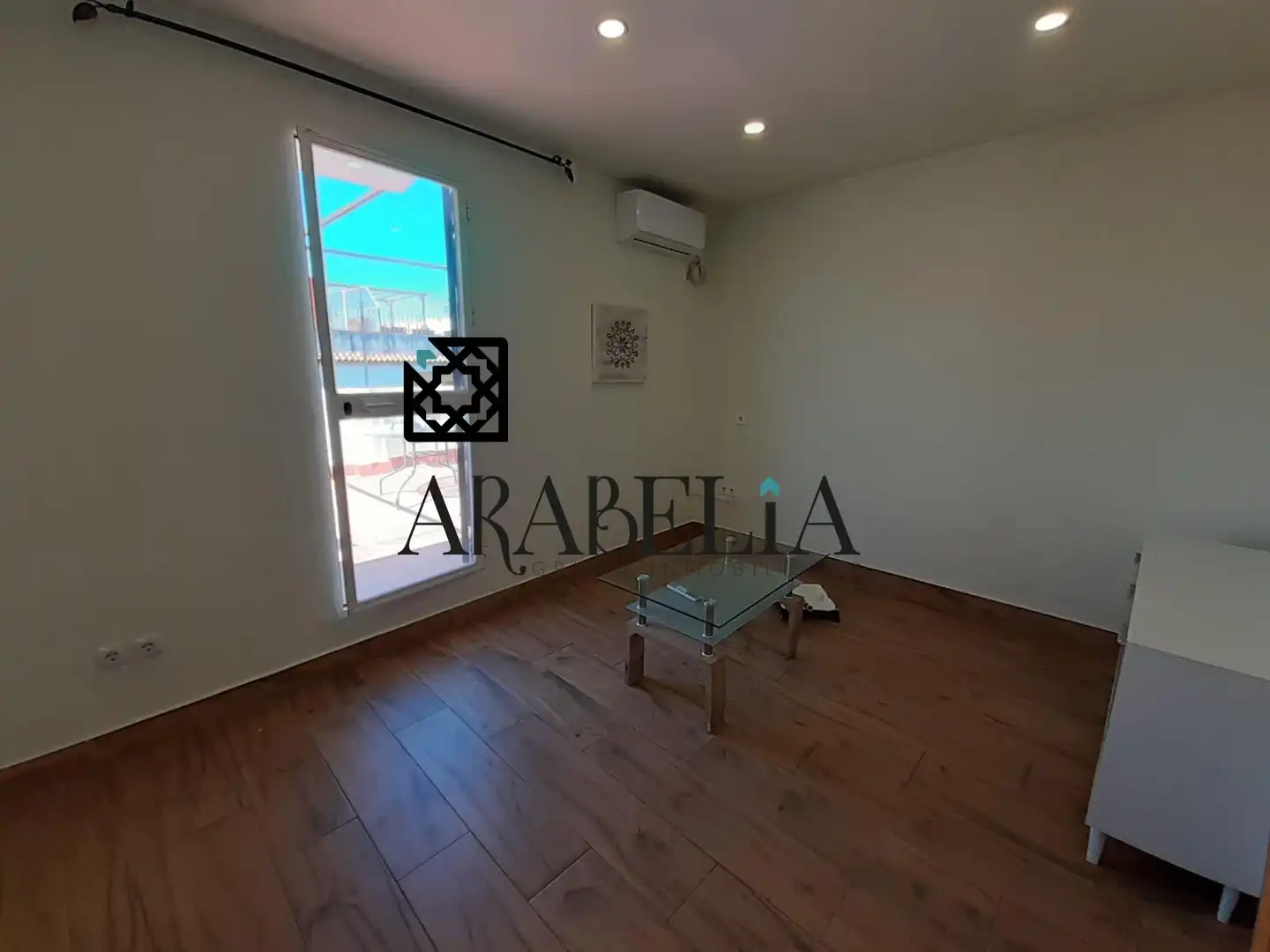 Dormitori de Apartament en venda en Córdoba amb Aire condicionat
