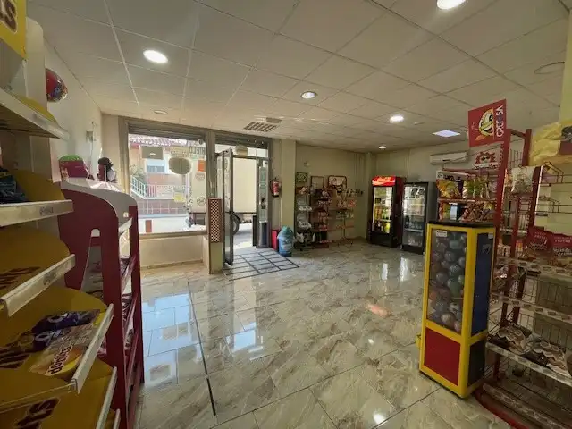 Gewerbefläche zum Verkauf in Calle Virgen de los Remedios 31, imagen 13