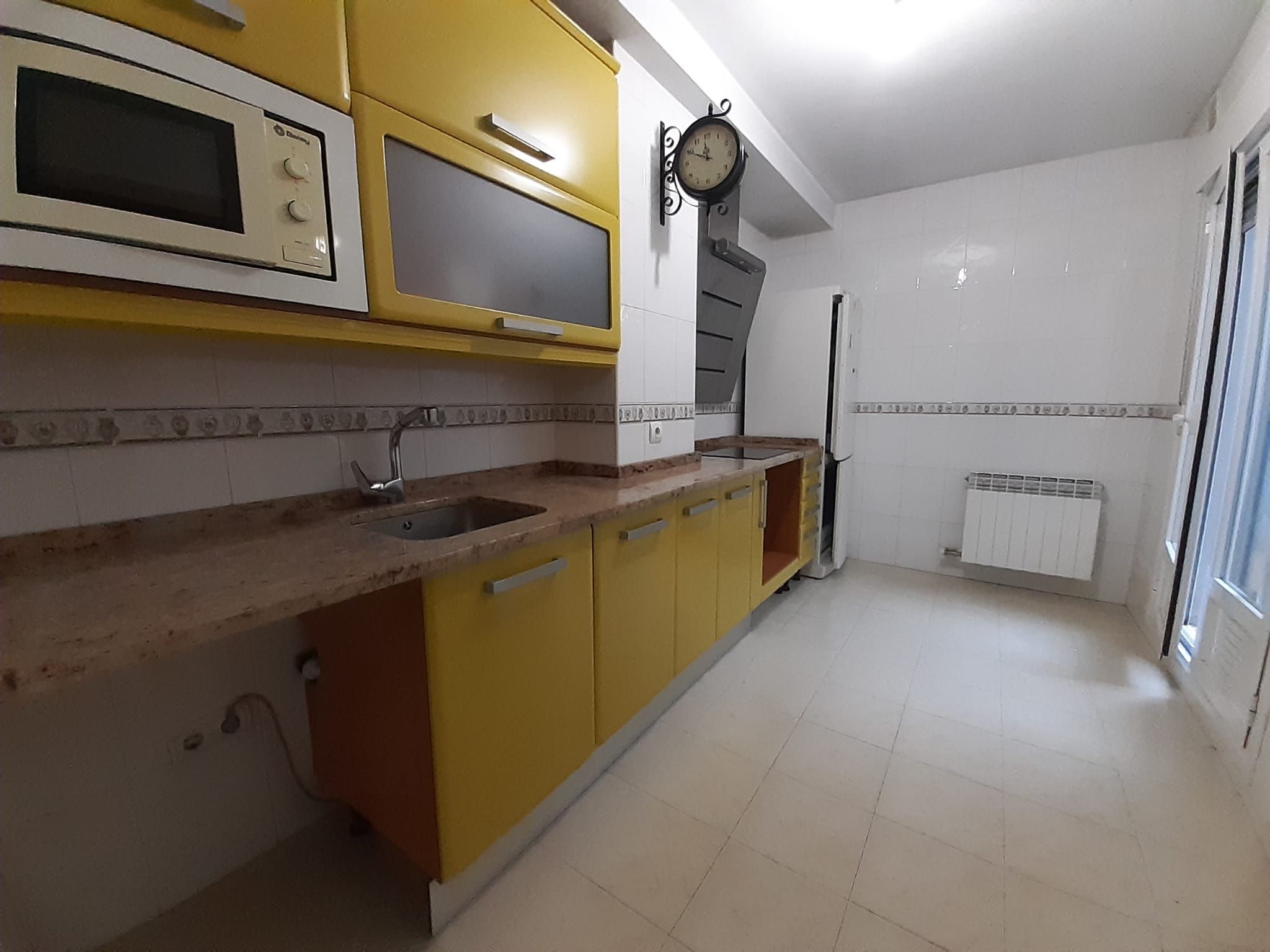 Cuina de Casa o xalet en venda en Morales del Vino amb Calefacció, Jardí privat i Balcó