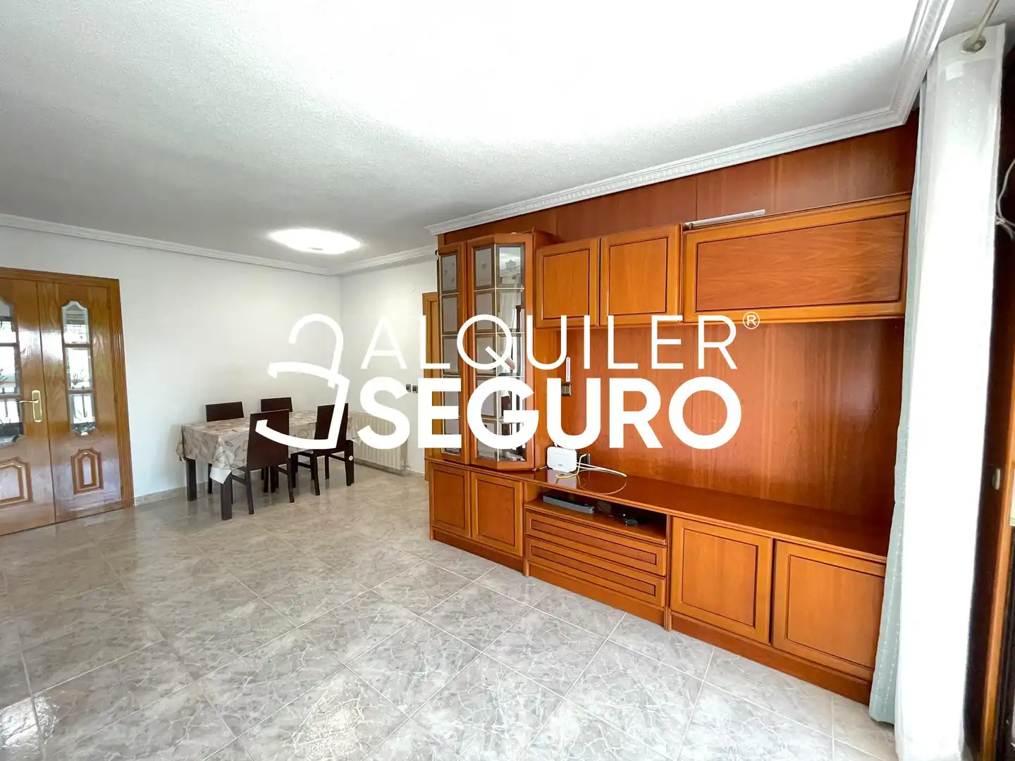Sala d'estar de Pis de lloguer en Madrid amb Aire condicionat, Calefacció i Terrassa