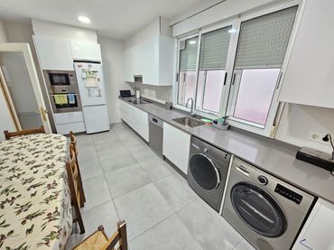 Appartamento con ascensore in vendita a Calle Ruiz Gomez