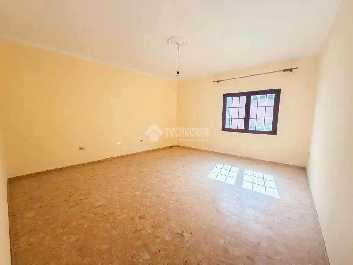 Sala de estar de Casa adosada en venta en Ingenio con Terraza y Balcón