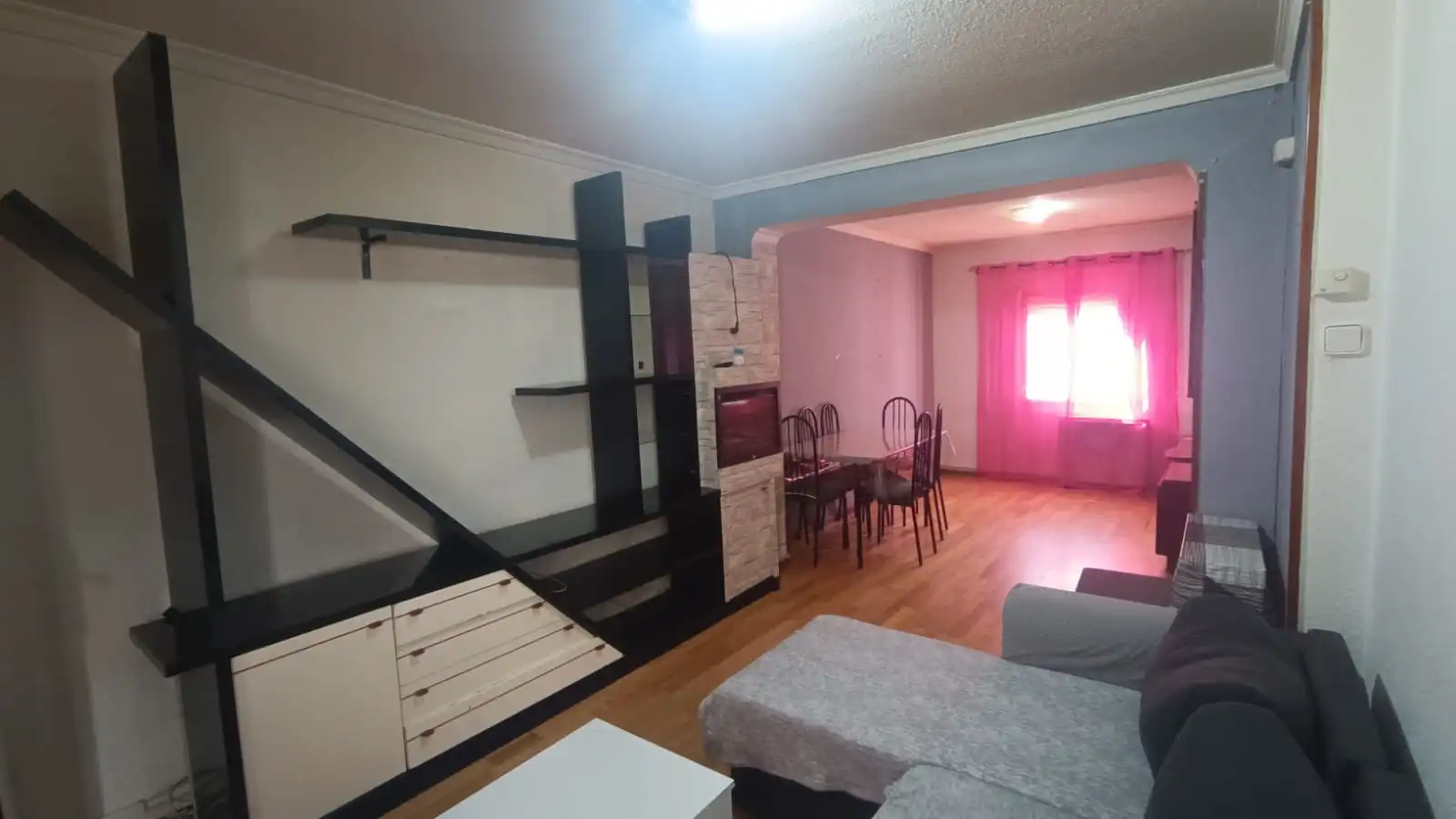 Sala d'estar de Casa adosada en venda en Arganda del Rey amb Calefacció, Moblat i Alarma