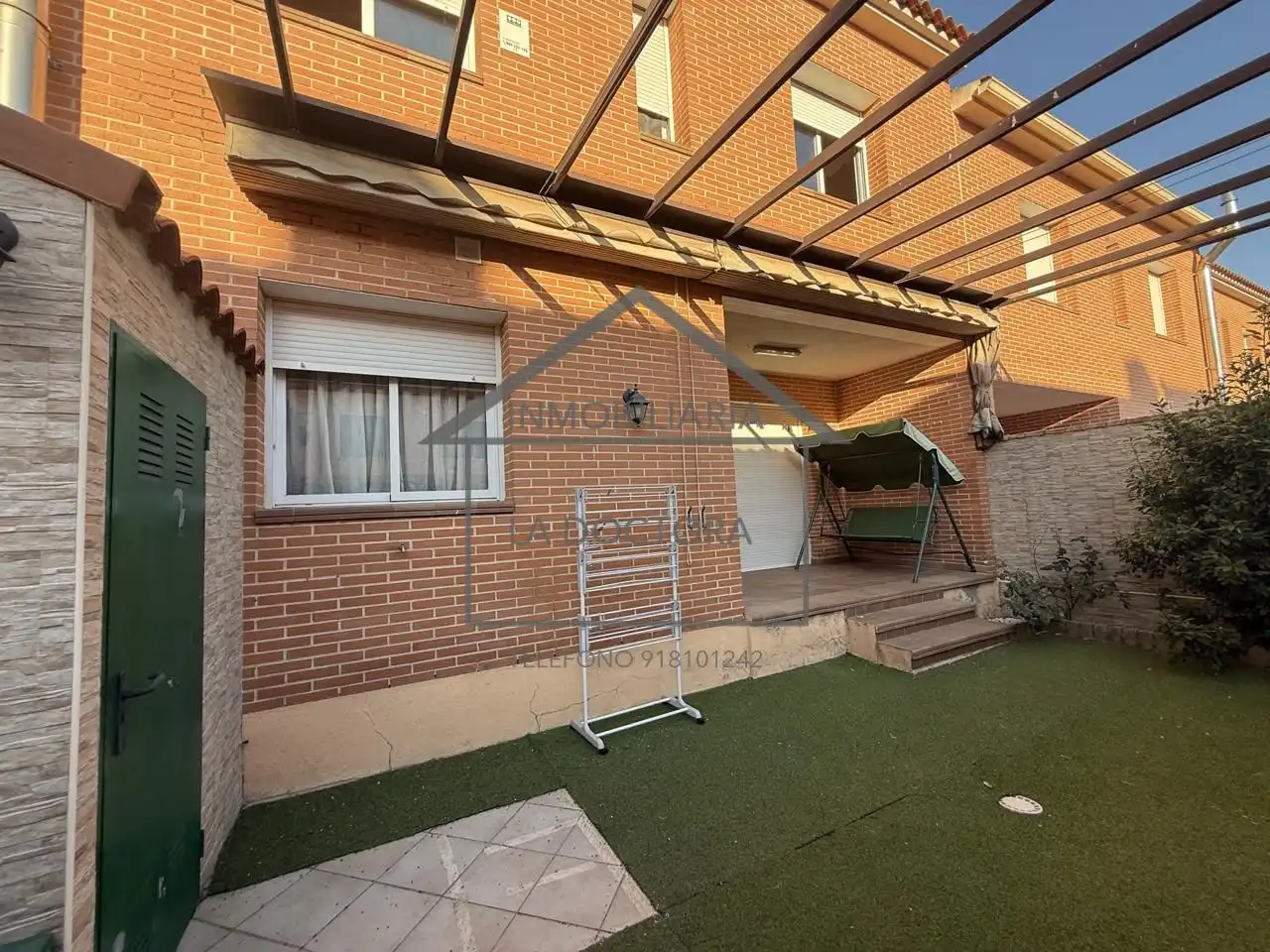 Casa adosada en venta en Camarena