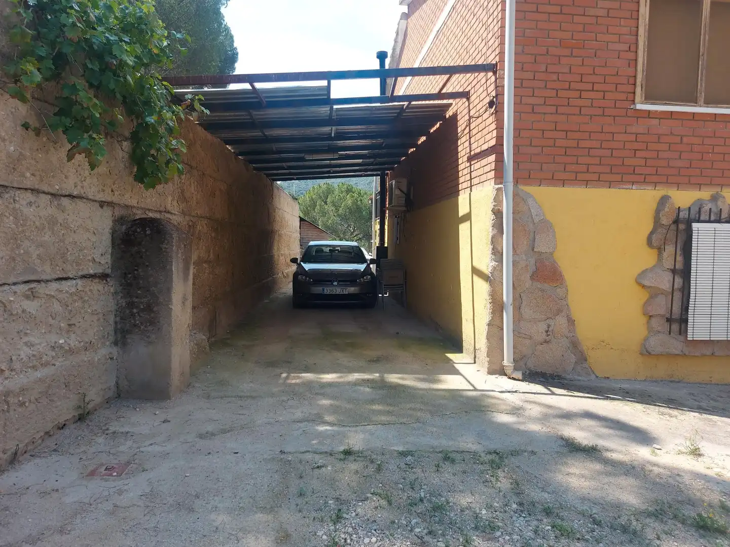 Parking de Casa o chalet en venta en Navas del Rey con Aire acondicionado, Calefacción y Jardín privado