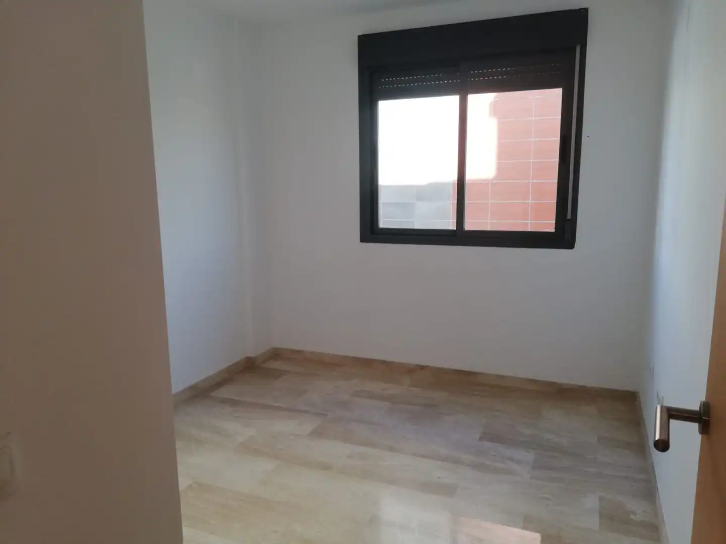 Dormitori de Casa adosada en venda en Castellón de la Plana / Castelló de la Plana amb Aire condicionat, Terrassa i Balcó