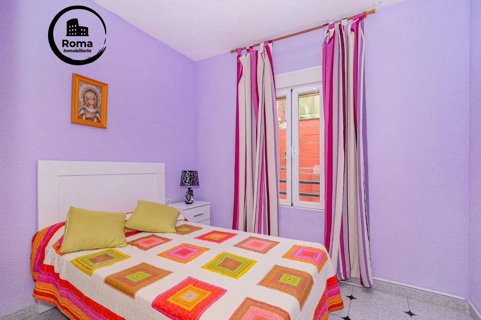 Bedroom of Flat for sale in Granada  with Air Conditioner, Terrace and Storage room