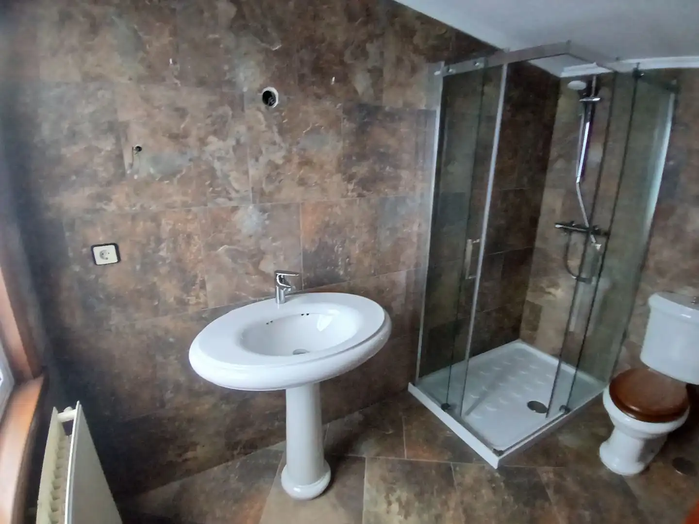 Baño de Piso en venta en Ferrol con Calefacción y Trastero