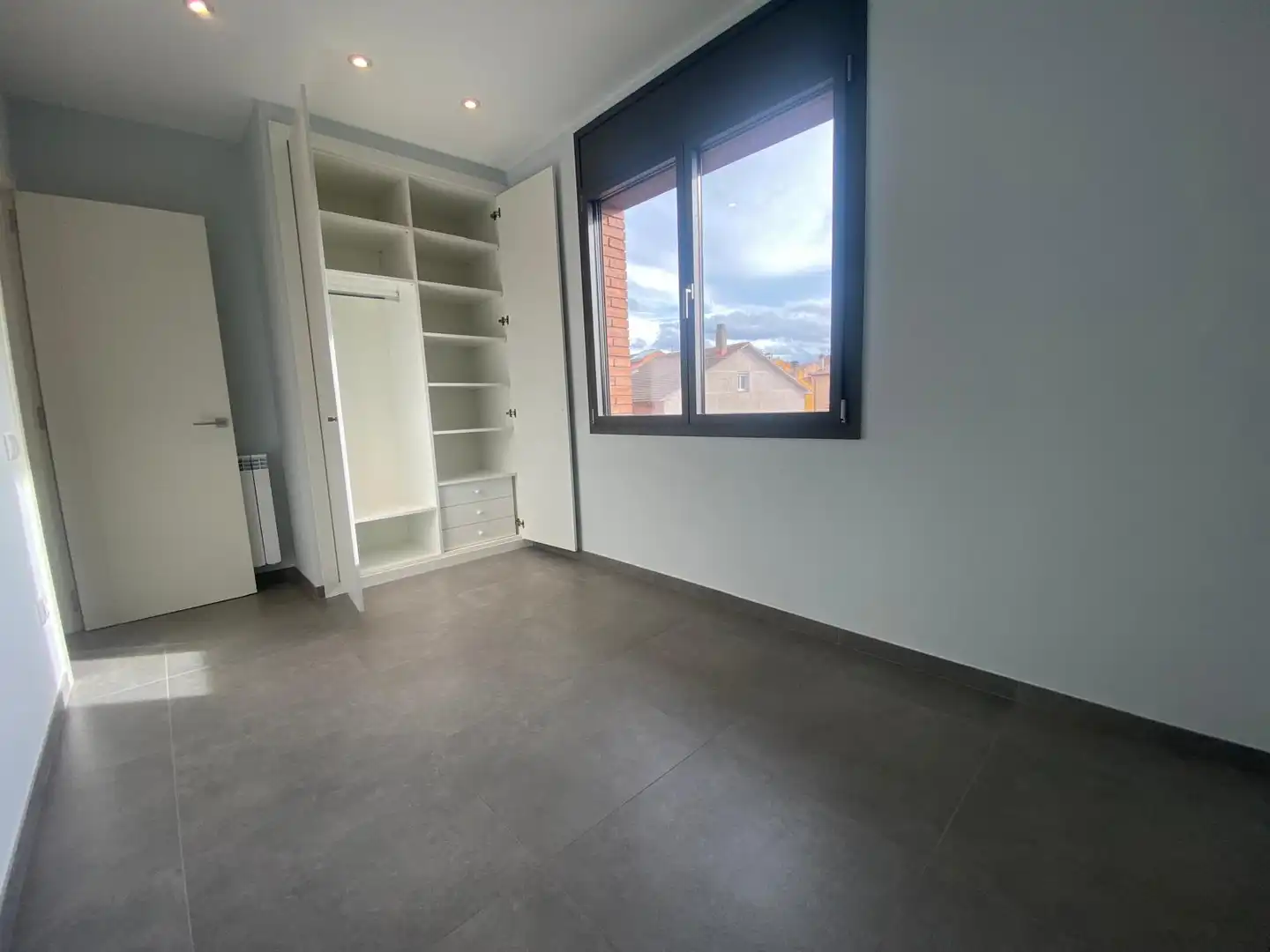Habitación de Casa adosada en venta en Vic con Calefacción, Jardín privado y Terraza