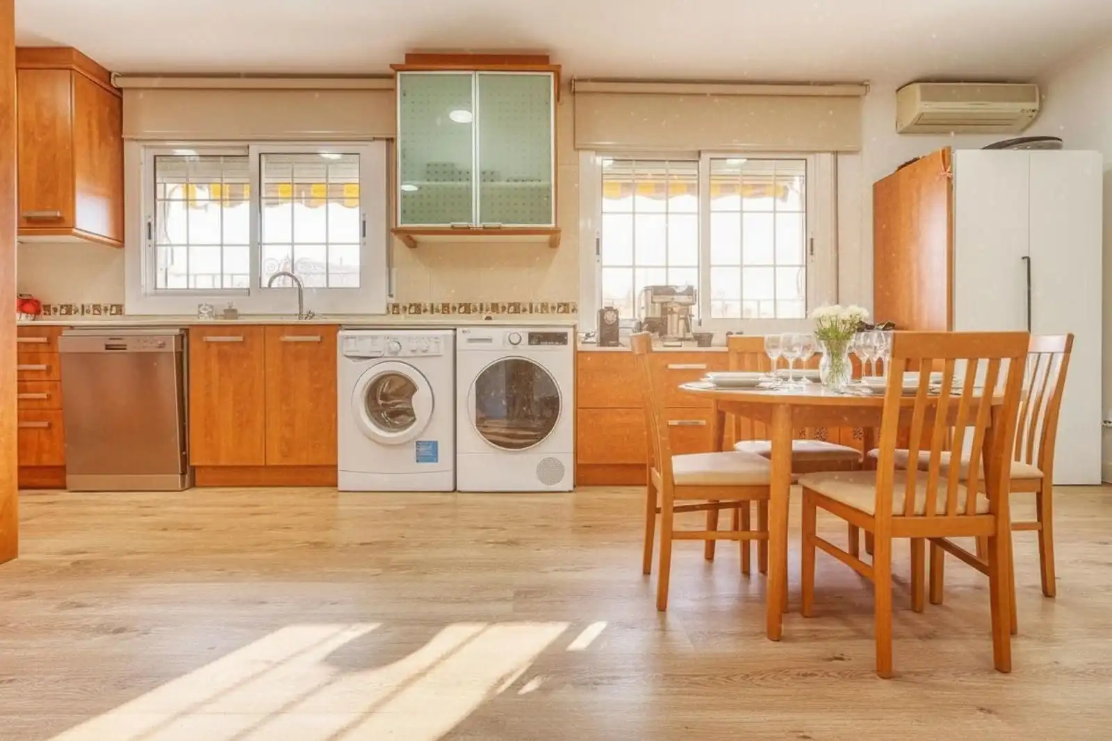 Kitchen of Detached homes for sale in Cerdanyola del Vallès  with Air Conditioner, Heating and Private garden