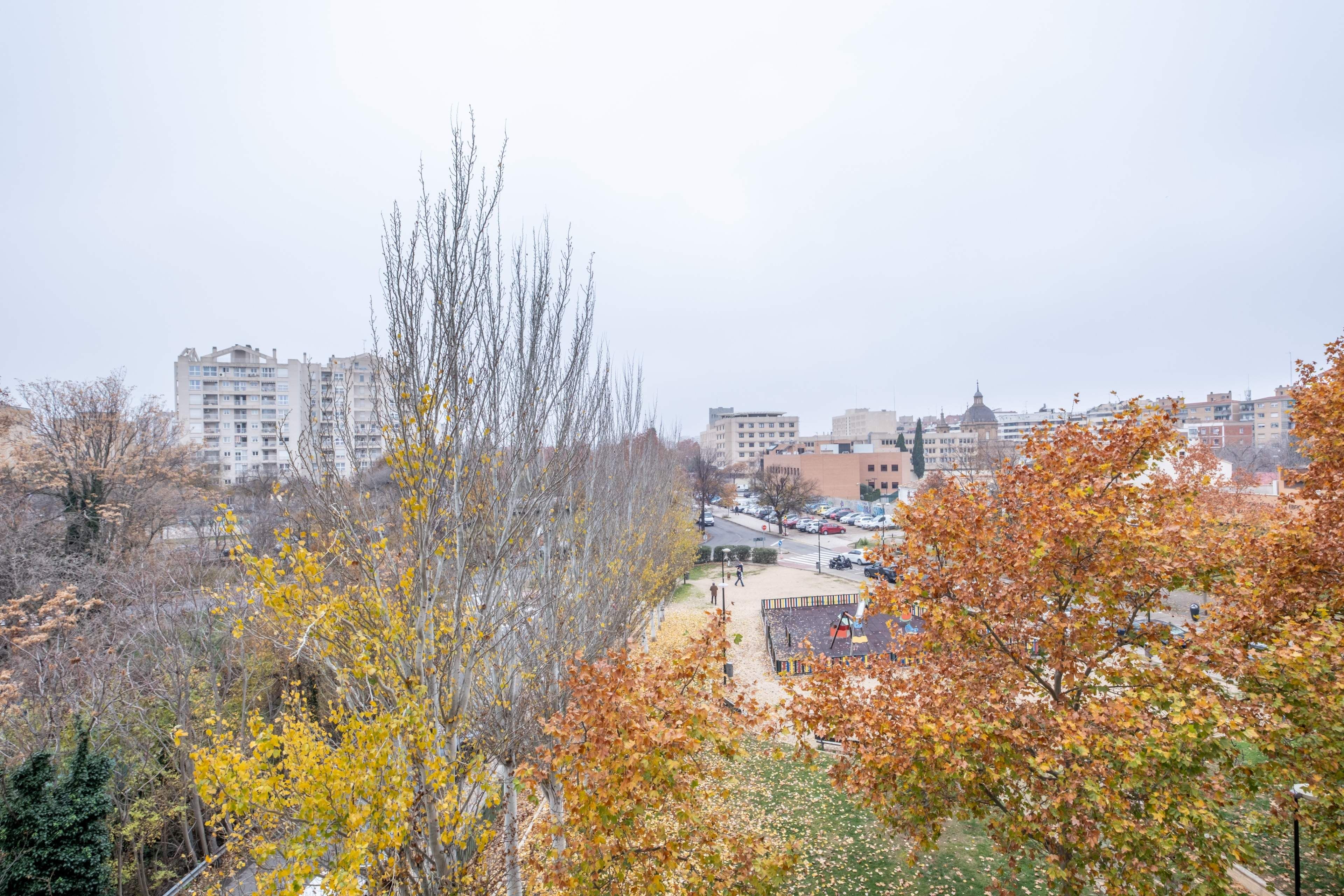 Vista exterior de Pis en venda en  Zaragoza Capital amb Aire condicionat, Parquet i Terrassa