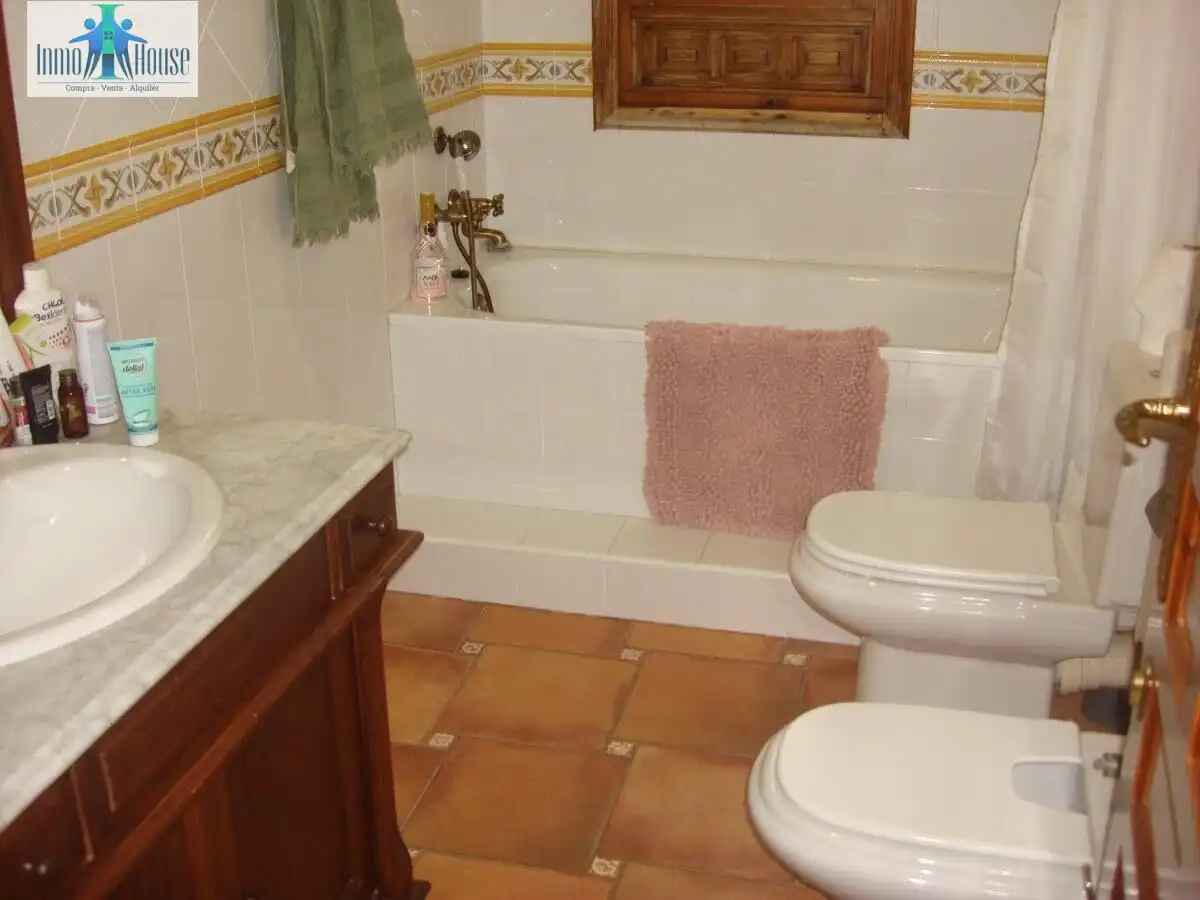Bathroom of Houses for sale in Albacete  with Private garden, Terrace and Swimming Pool
