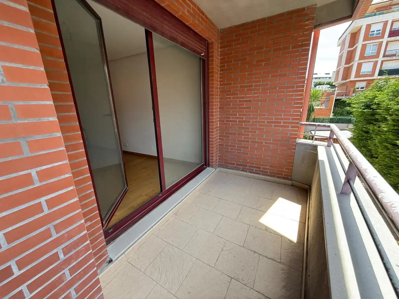 Balcony of Flat for sale in Castro-Urdiales  with Heating, Parquet flooring and Terrace