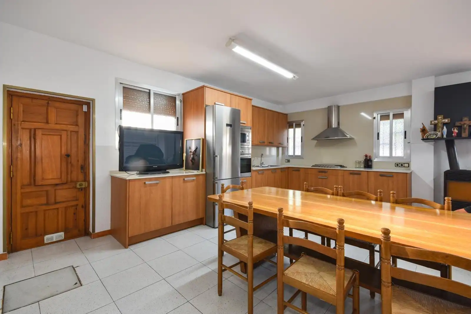 Cocina de Casa o chalet en venta en Santa Perpètua de Mogoda con Aire acondicionado, Calefacción y Jardín privado