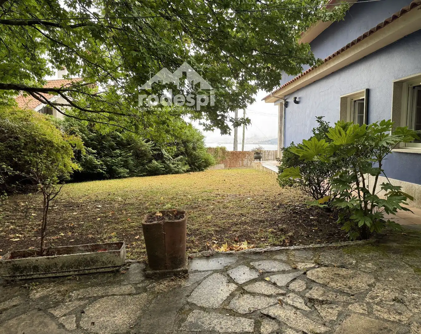Haus oder Chalet zum Verkauf in Sanxenxo mit Heizung, Abstellraum und Möbliert