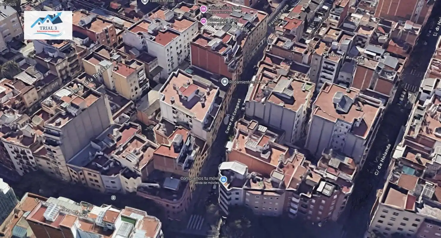 Exterior view of Attic for sale in L'Hospitalet de Llobregat  with Terrace and Balcony