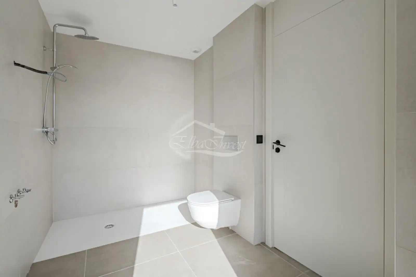 Baño de Piso en venta en Los Abrigos