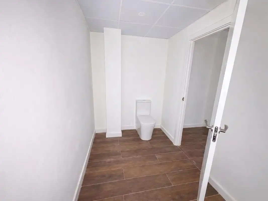 Bathroom of Attic for sale in Alberic  with Heating