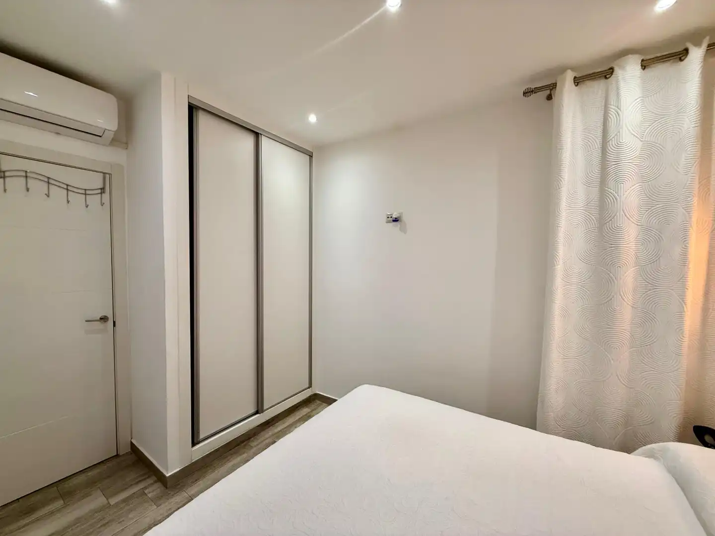 Wohnung mit Aufzug zum Verkauf in Calle Reyes Católicos 8, imagen 6