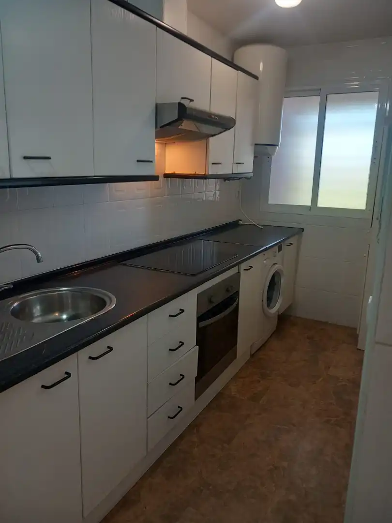Kitchen of Flat for sale in El Puerto de Santa María  with Air Conditioner, Terrace and Oven