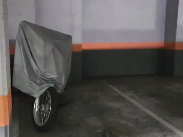 Parking of Garage for rent in Madrid