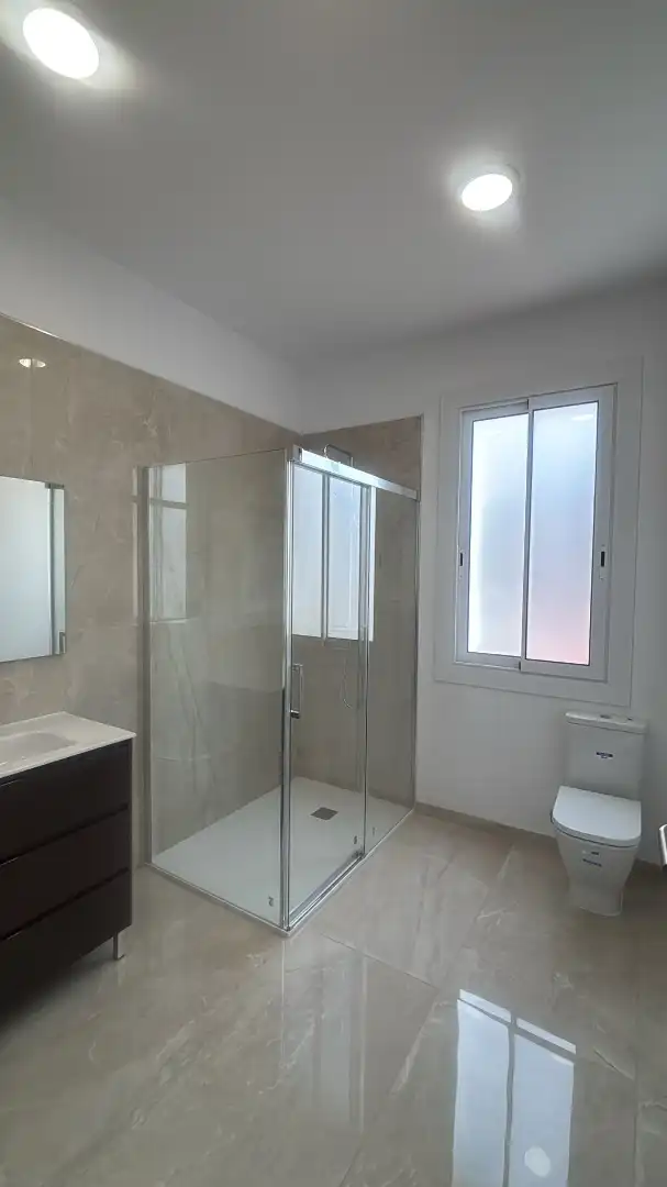 Baño de Casa o chalet en venta en El Masnou con Jardín privado, Parquet y Alarma