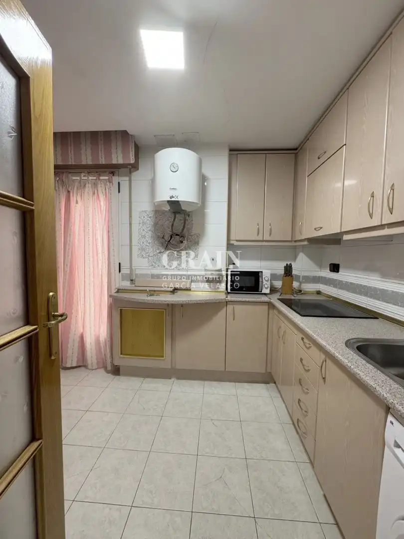 Cuina de Apartament en venda en Albacete amb Aire condicionat i Calefacció