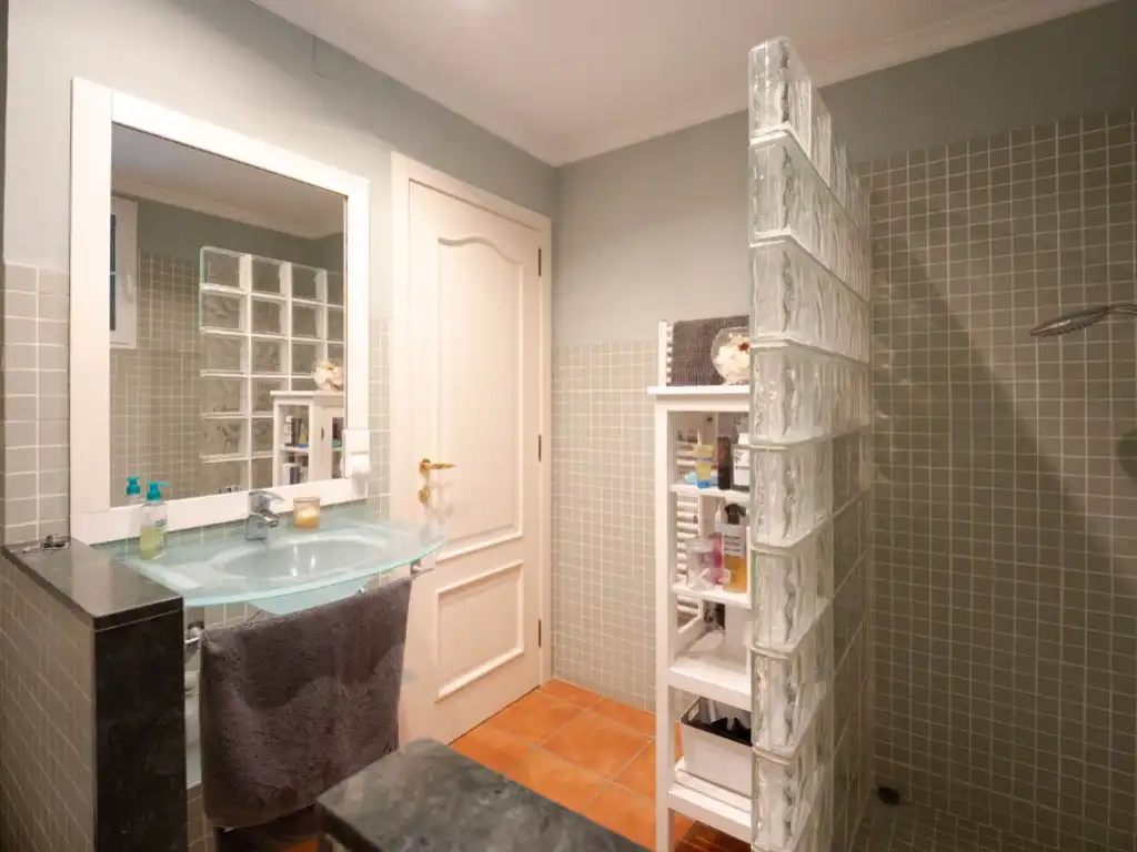 Baño de Casa o chalet en venta en Torrent con Aire acondicionado, Calefacción y Jardín privado
