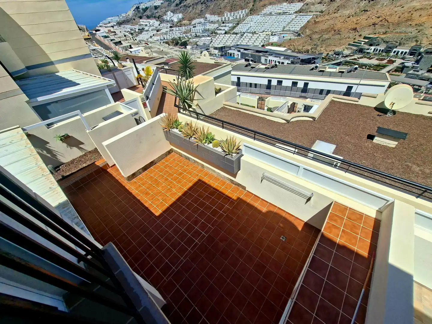 Terrace of Duplexes for rent in Mogán  with Community pool