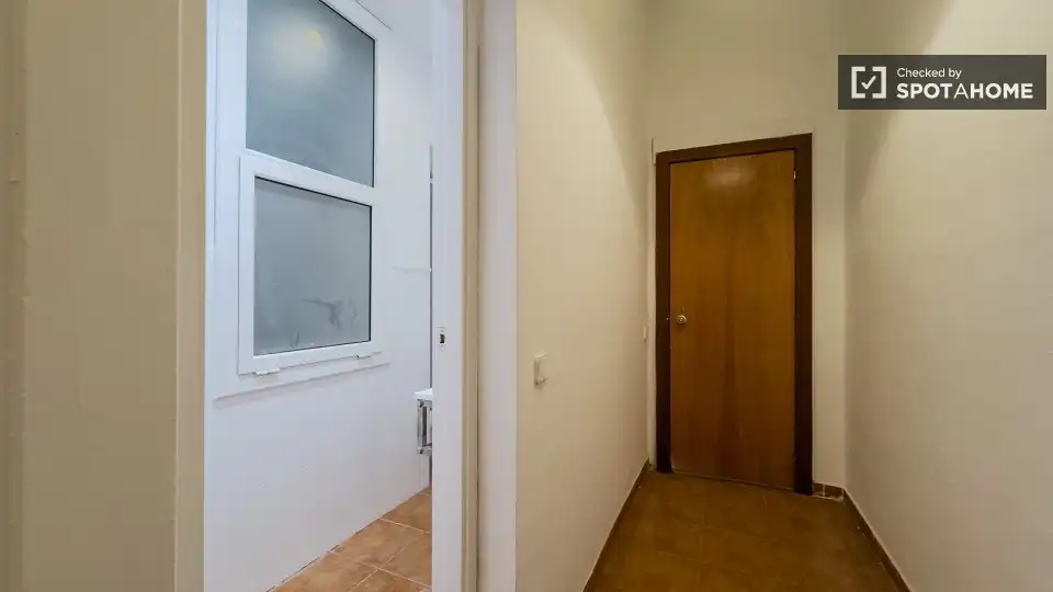 Room in Barri Gòtic