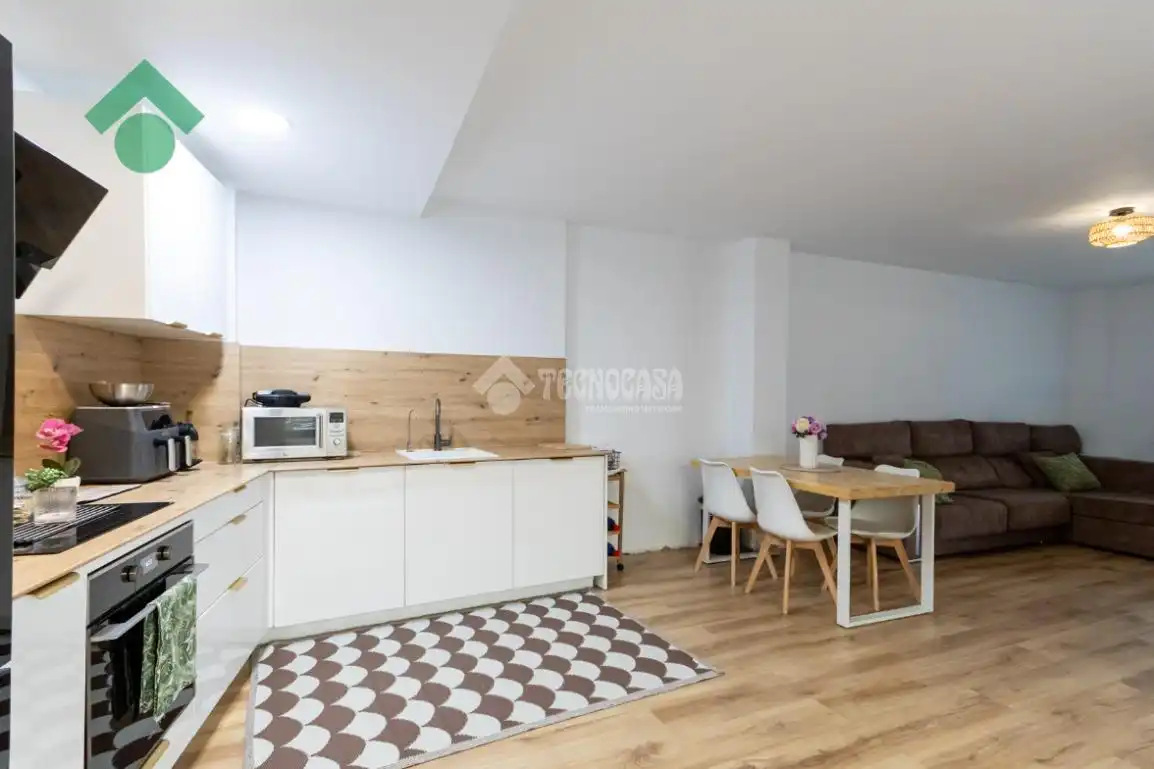 Flat for sale in Nerja  with Air Conditioner, Heating and Furnished
