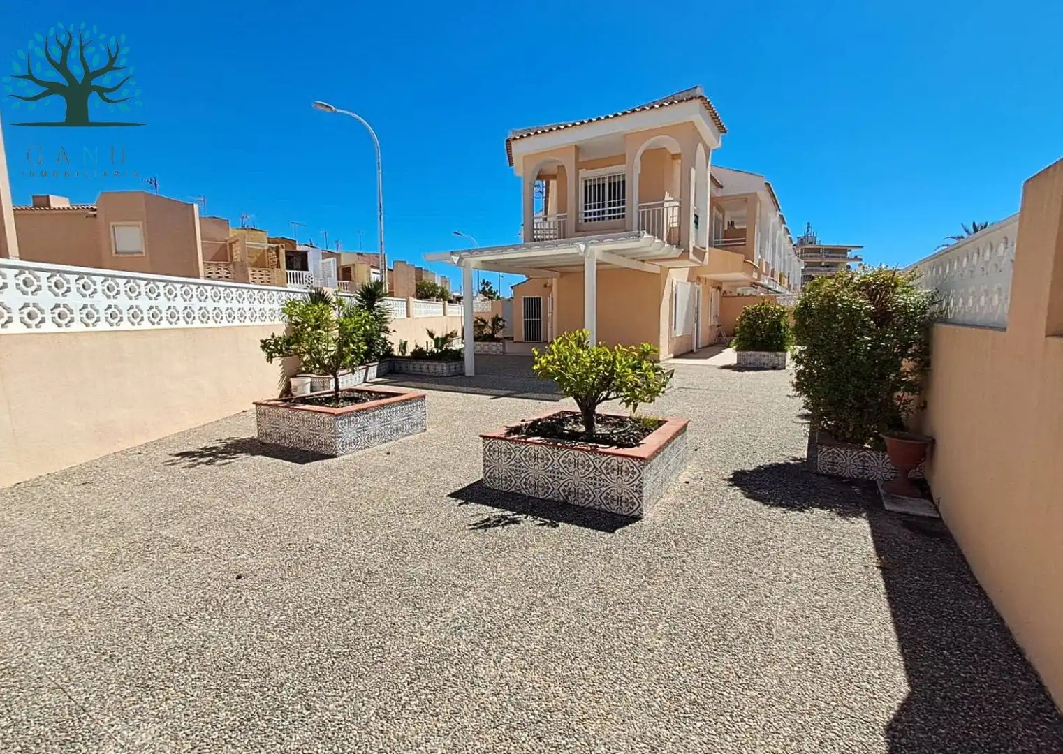 Vista exterior de Dúplex en venta en Mazarrón con Aire acondicionado, Jardín privado y Terraza