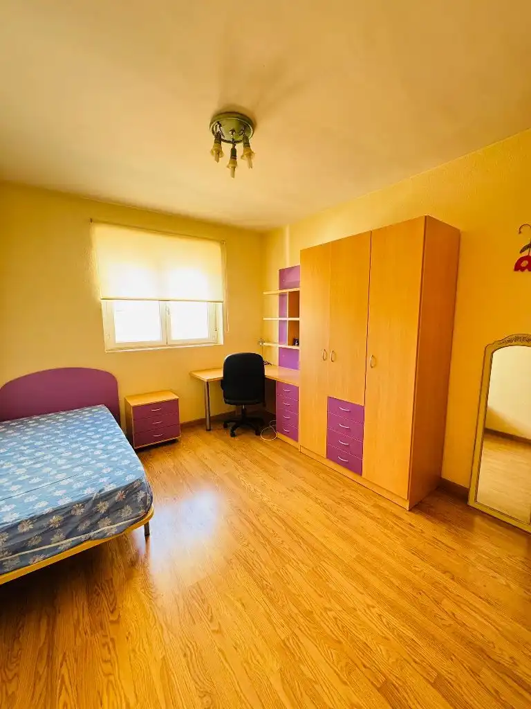 Habitación de Casa o chalet en venta en Ibi con Jardín privado y Amueblado