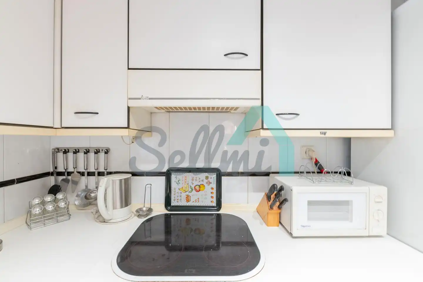 Flat for rent in Carreño Miranda, Masip
