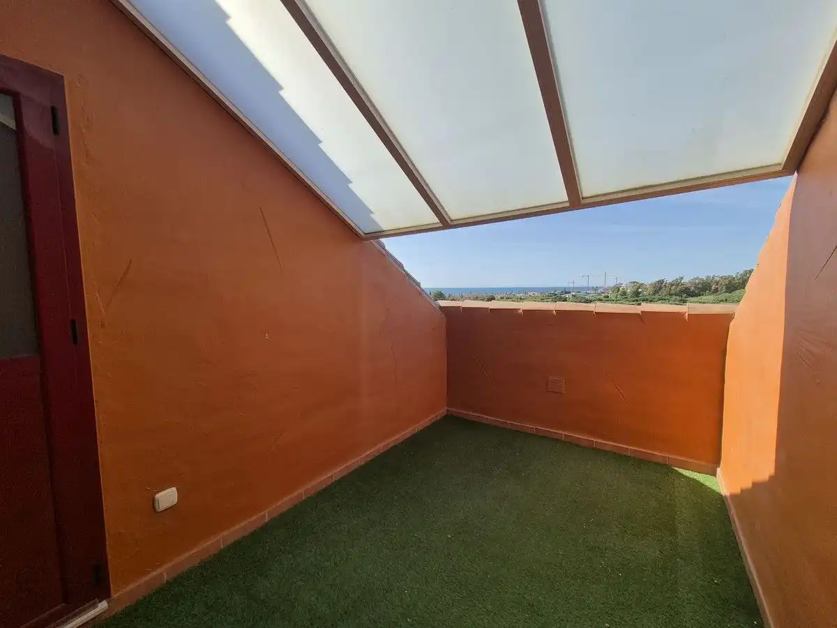 Terrasse von Dachboden zum Verkauf in Manilva mit Klimaanlage, Heizung und Terrasse
