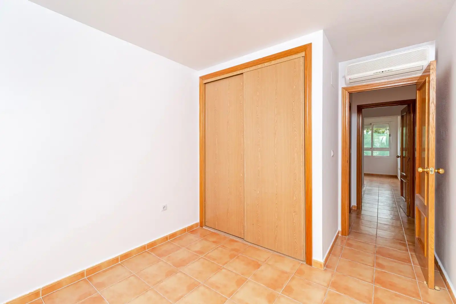 Piso con terraza en venta en Playa de San Juan - El Cabo de las Huertas, imagen 9