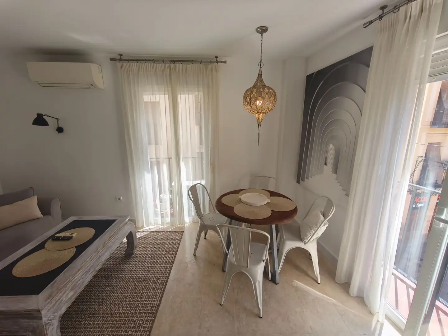 Wohnung zur Miete in Elvira, Centro - Sagrario