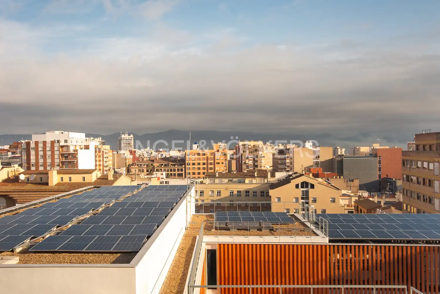 Terrasse von Dachboden zur Miete in Castellón de la Plana / Castelló de la Plana mit Klimaanlage, Heizung und Terrasse