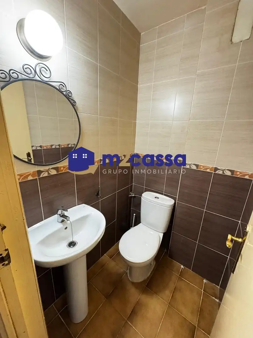 Baño de Piso en venta en Lorca con Aire acondicionado