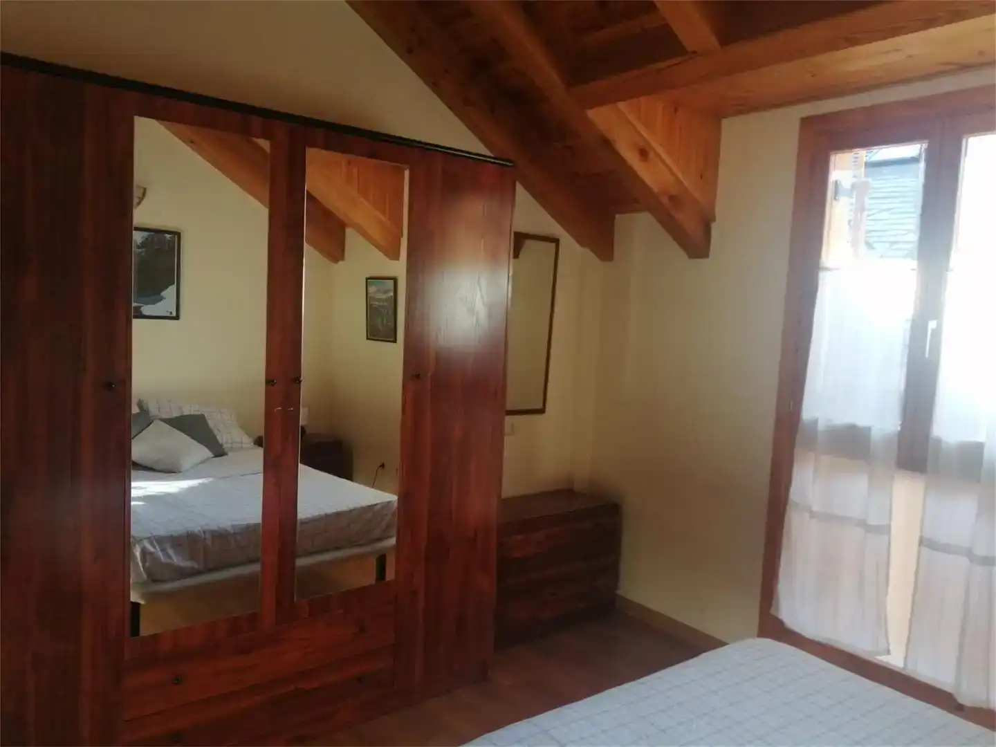 Schlafzimmer von Wohnung zur Miete in Castejón de Sos mit Parkett und Möbliert