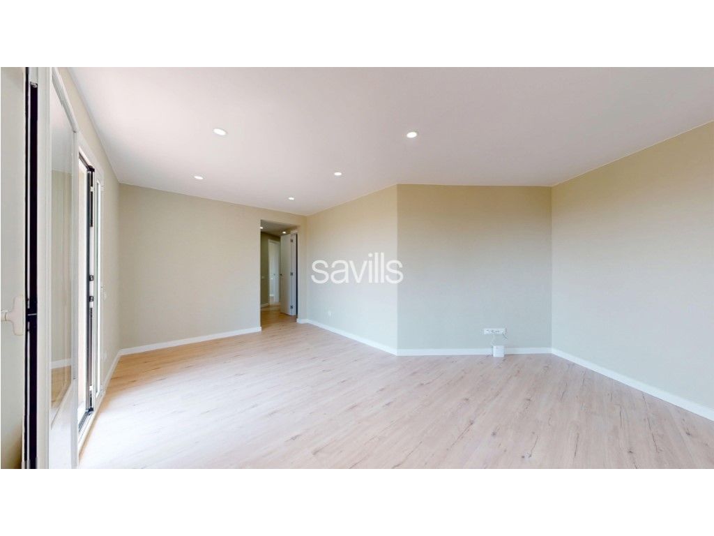 Bedroom of Apartment for sale in  Barcelona Capital  with Balcony
