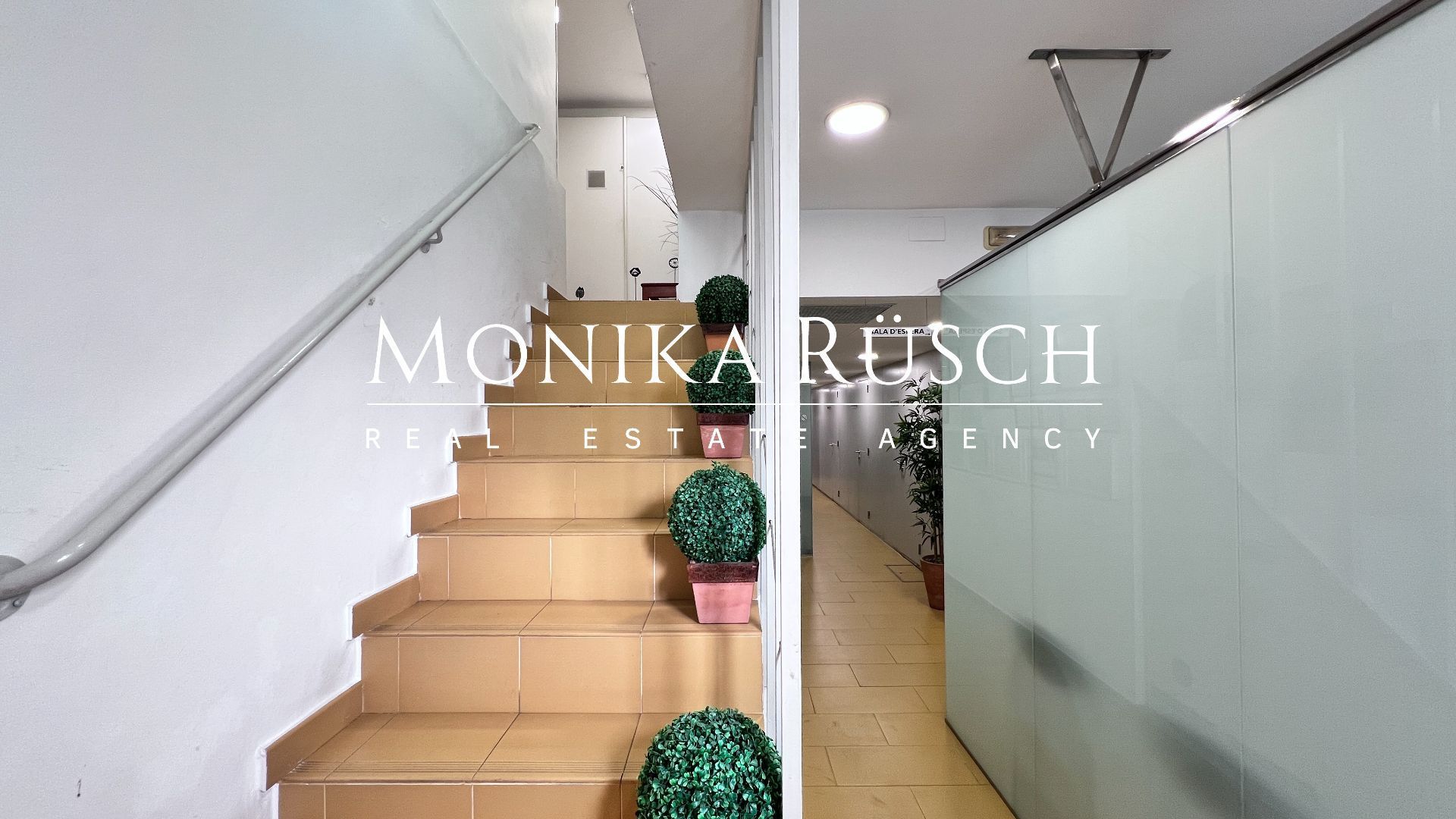 Premises for sale in  Barcelona Capital  with Air Conditioner and Furnished