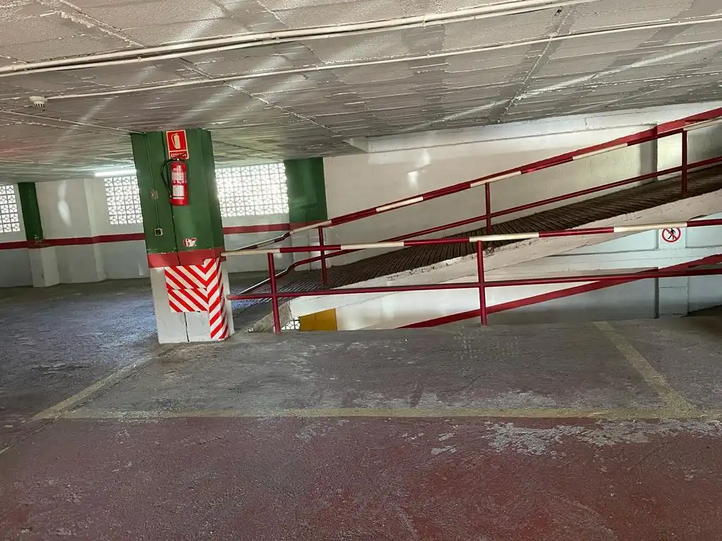Aparcament en venda a Bifurcación