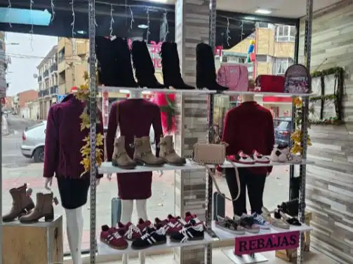 Locale commerciale in cessione a Pinto 41, imagen 5