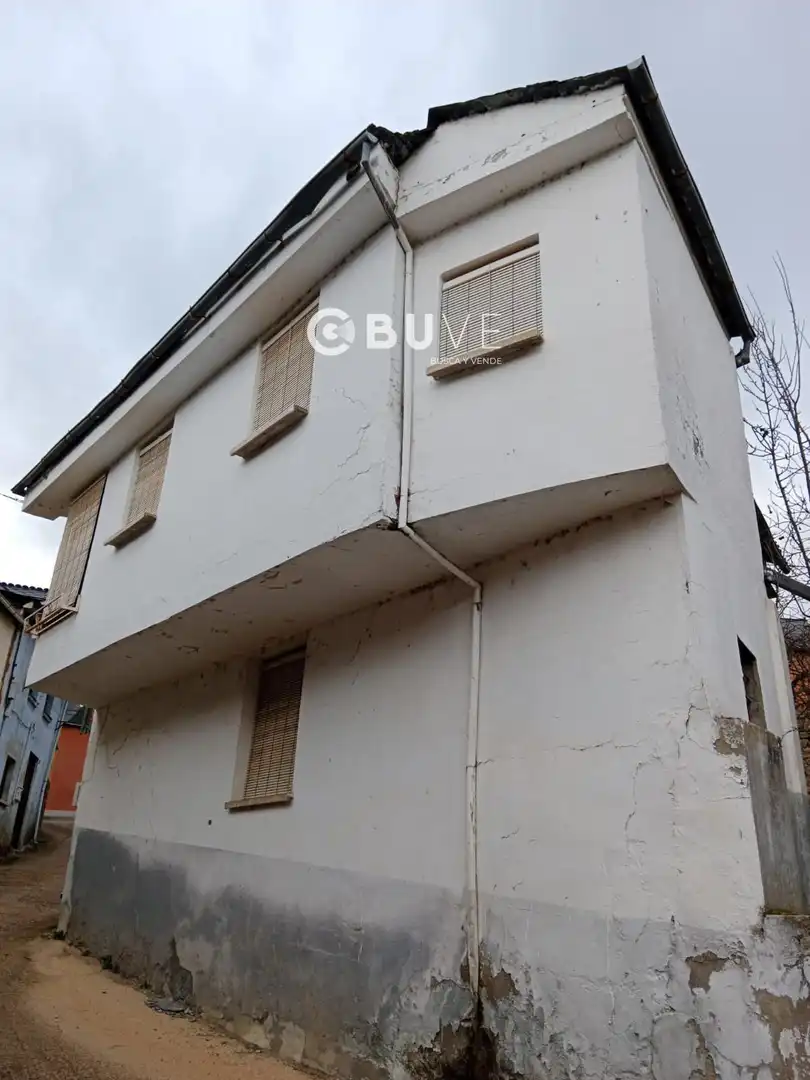 Exterior view of Houses for sale in Bembibre  with Heating, Storage room and Furnished