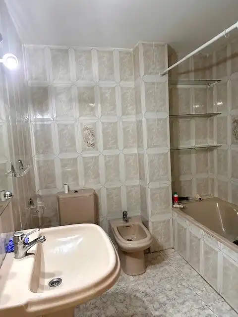Bathroom of Flat for sale in Valencia  with Air Conditioner